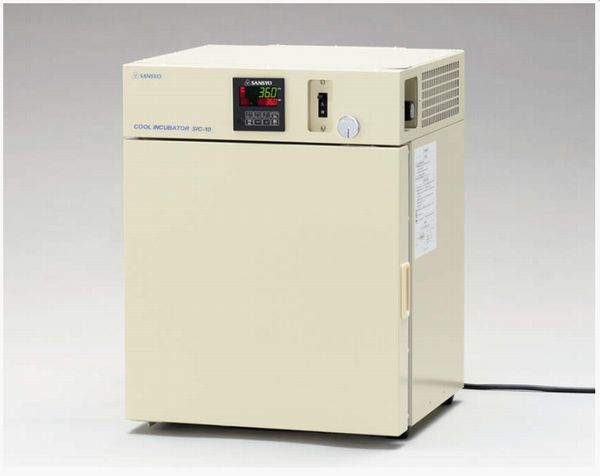 低温インキュベーター SIC-10
